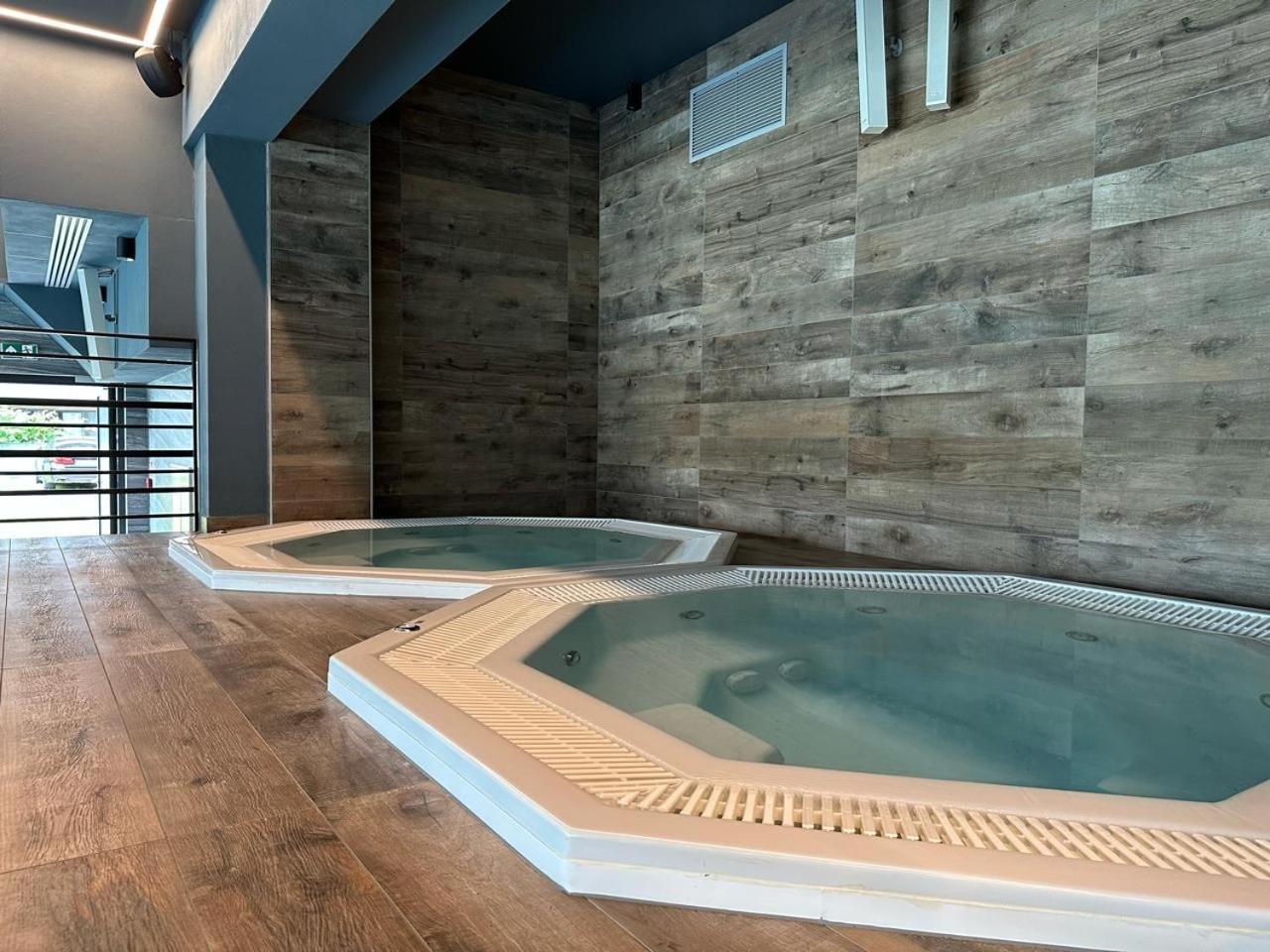 Baltic Comfort Spa Apartment With Free Pool, Saunas & Fitness - Kasprowicza 20 Kolobrzeg Ngoại thất bức ảnh
